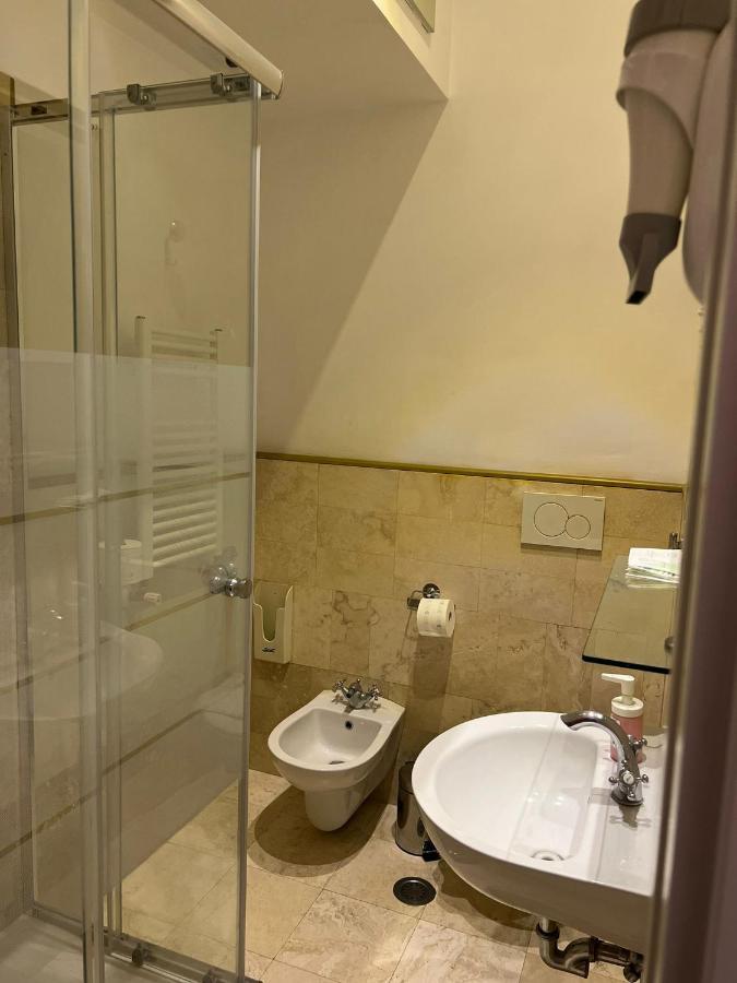 לינה וארוחת בוקר רומא Casa Di Stefano מראה חיצוני תמונה